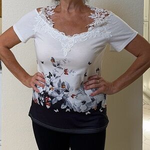Naracora women’s blouse with short sleeve